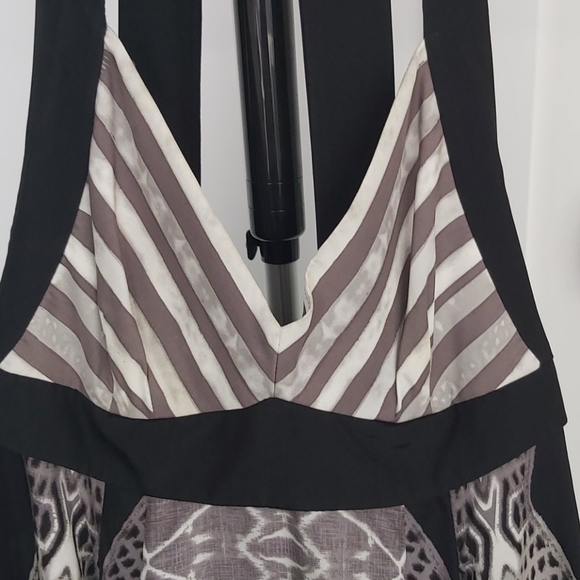 Dress - Picture 2 of 5